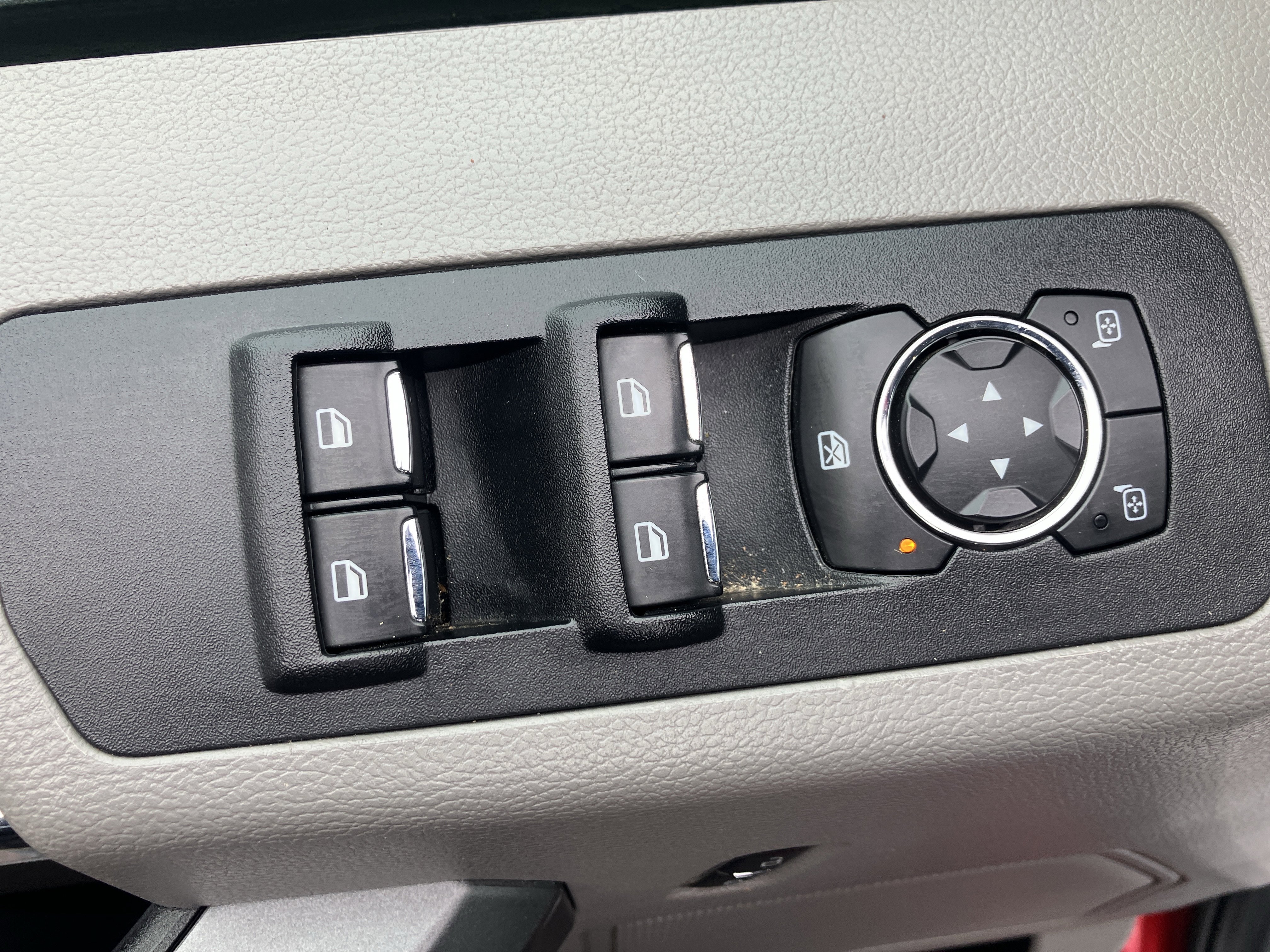 Used 2016 Ford F150 XLT w/ Trailer Tow Package image 15