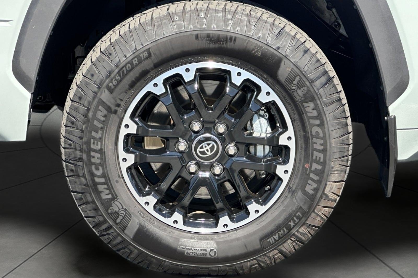 Certified 2025 Toyota Tundra SR5 w/ TRD Off-Road Package AWD/4WD image 24