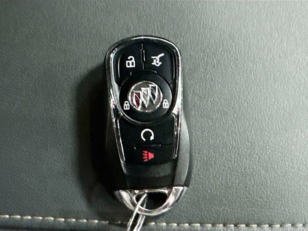 Used 2022 Buick Enclave Premium w/ Surround and Sites Package AWD/4WD image 32