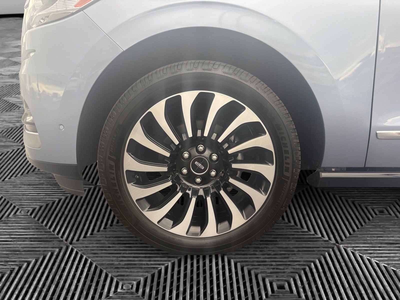 Used 2022 Lincoln Navigator Black Label image 14