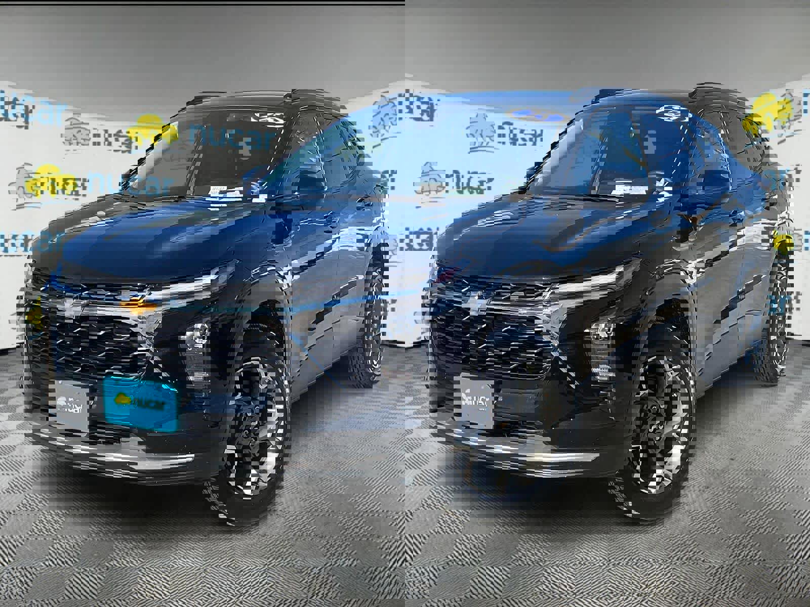 Used 2025 Chevrolet Trax LT w/ LT Convenience Package image 3
