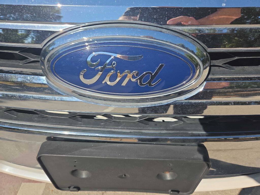 Used 2013 Ford Edge SEL FWD image 10