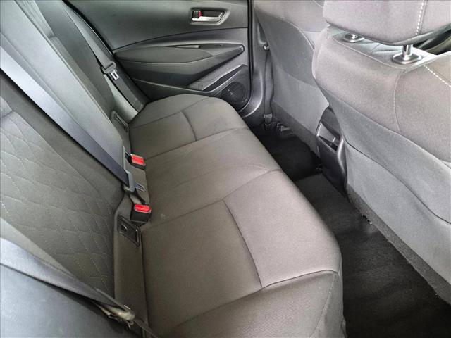 Used 2020 Toyota Corolla LE FWD image 17
