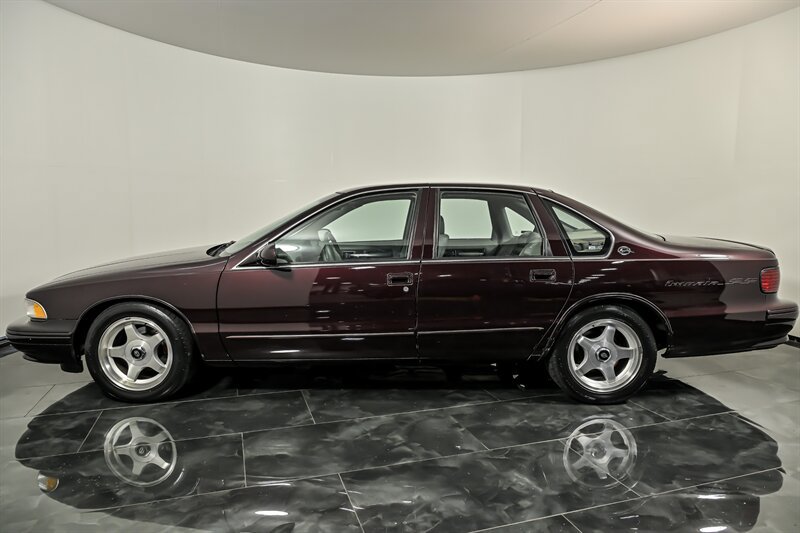 Used 1995 Chevrolet Impala SS RWD image 6