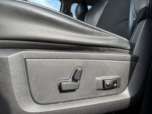 Used 2013 RAM 1500 Sport w/ Sport Premium Group AWD/4WD image 28