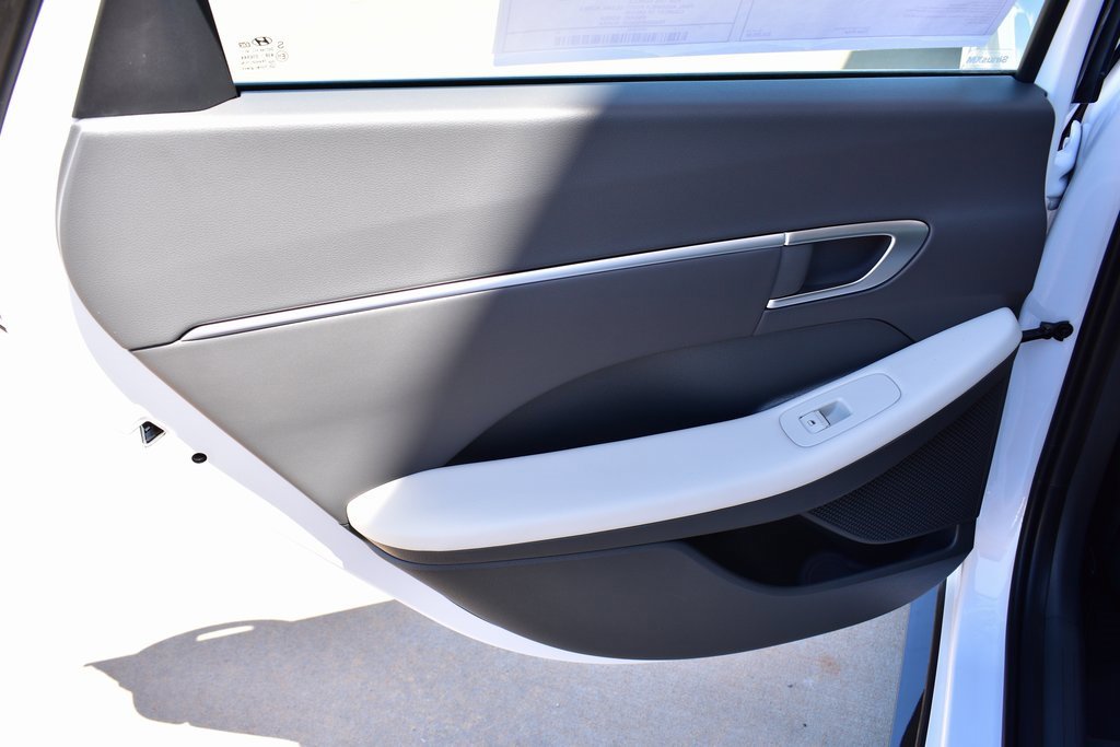 New 2025 Hyundai Sonata SEL image 17