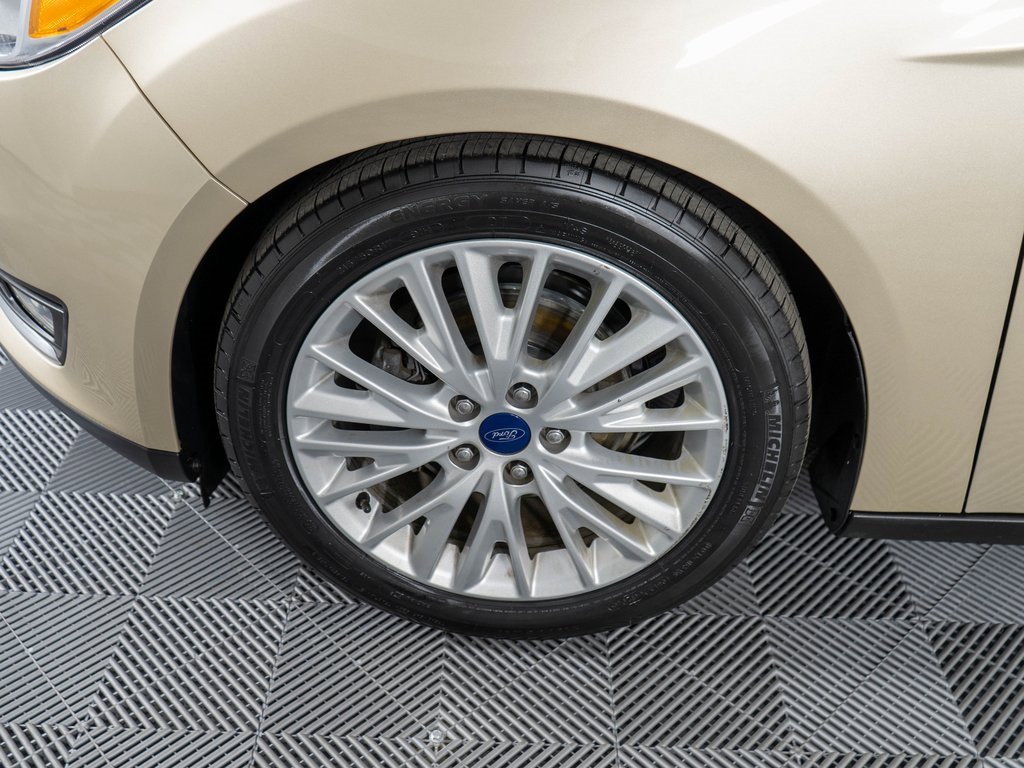 Used 2018 Ford Focus Titanium image 25