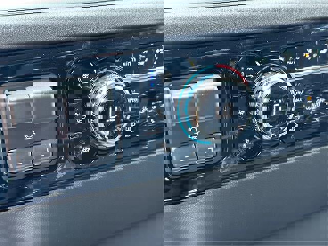 New 2025 GMC Sierra 2500 SLT w/ SLT Premium Package image 19