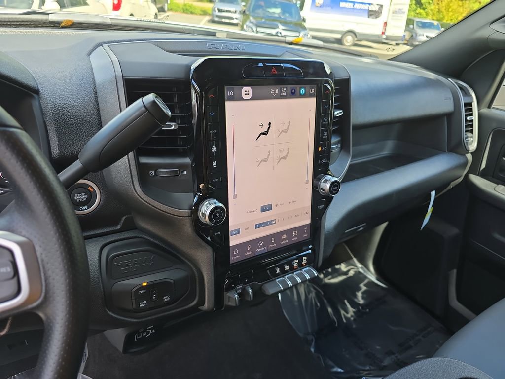 New 2026 RAM 2500 Tradesman AWD/4WD image 18