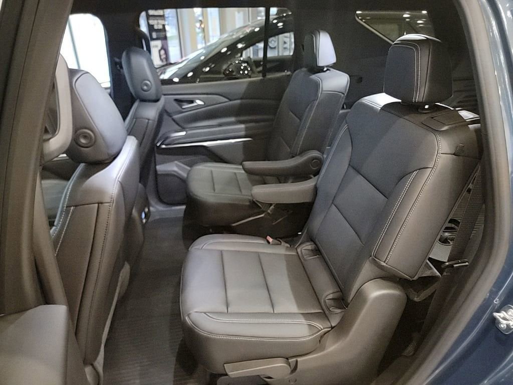 New 2026 Chevrolet Traverse LT w/ Driver Confidence Package image 14