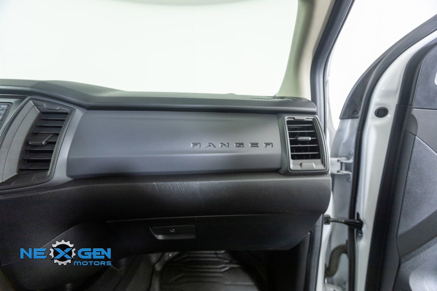 Used 2023 Ford Ranger XL AWD/4WD image 42