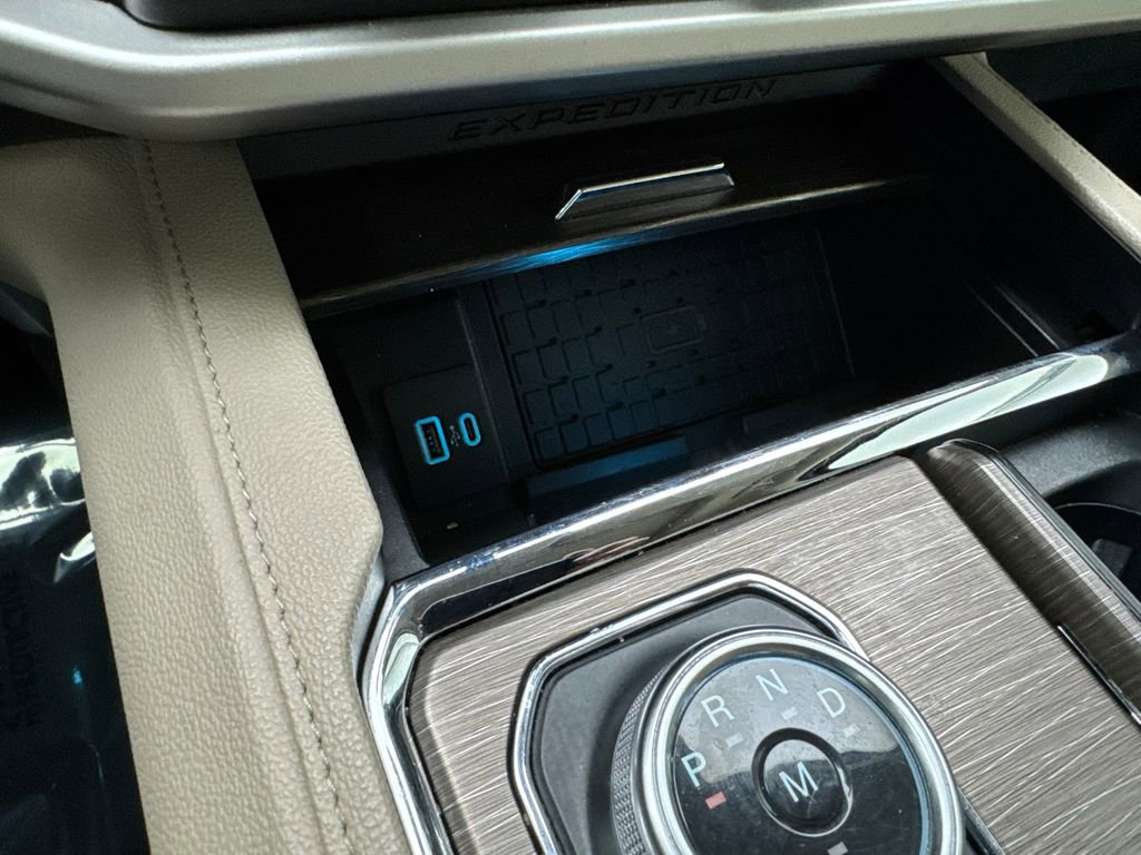 Used 2024 Ford Expedition Limited image 68
