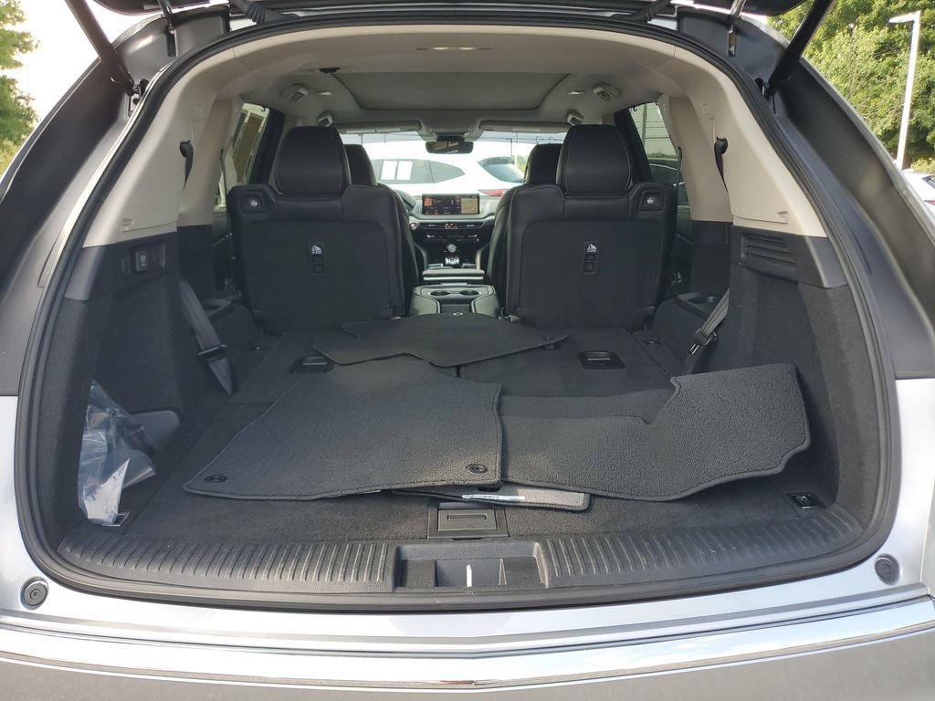 Certified 2024 Acura MDX w/ Technology Package FWD image 9