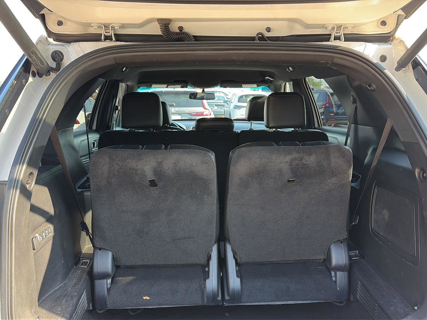 Used 2016 Ford Explorer Sport AWD/4WD image 3