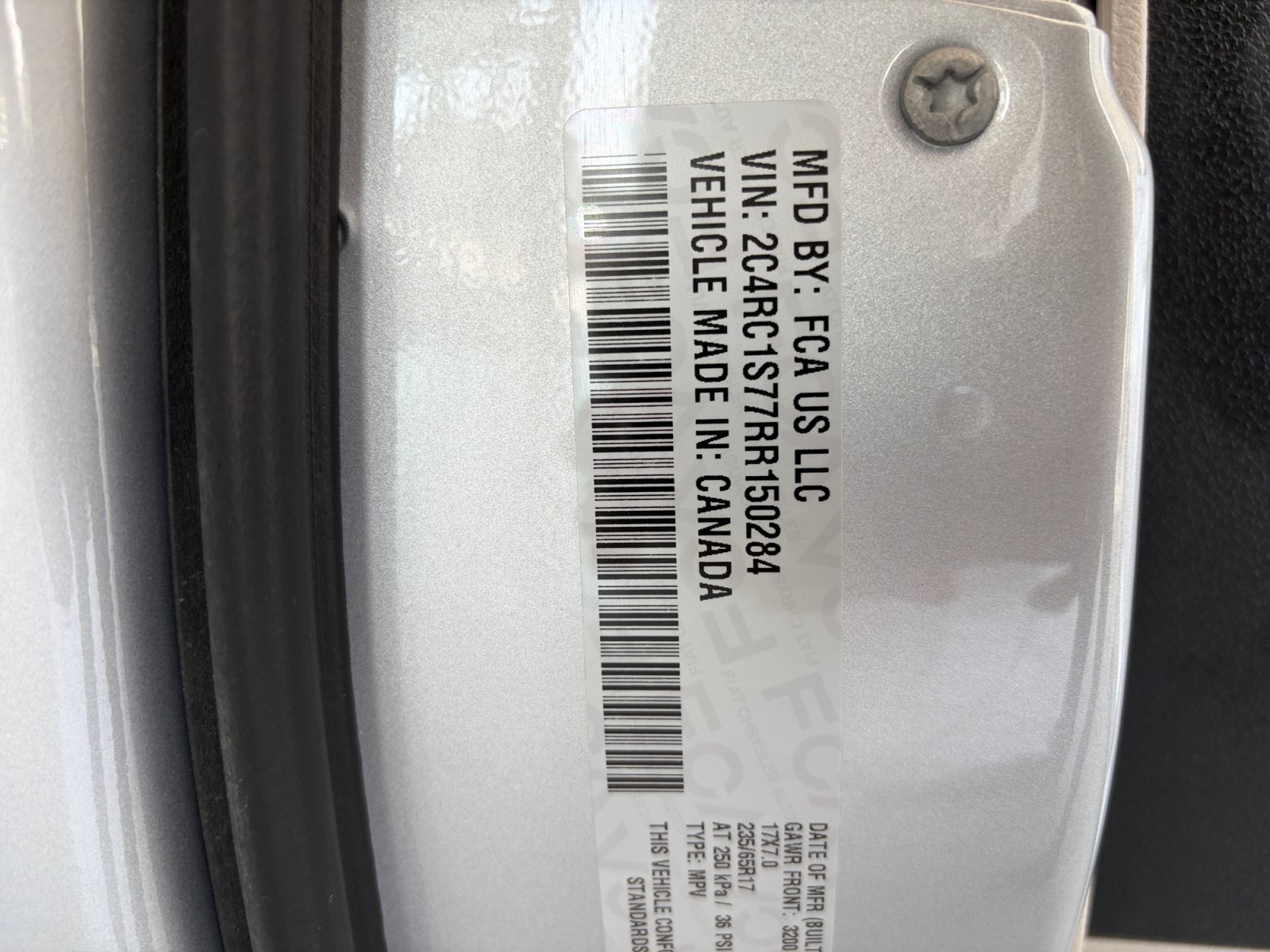 Used 2024 Chrysler Pacifica Limited FWD image 34
