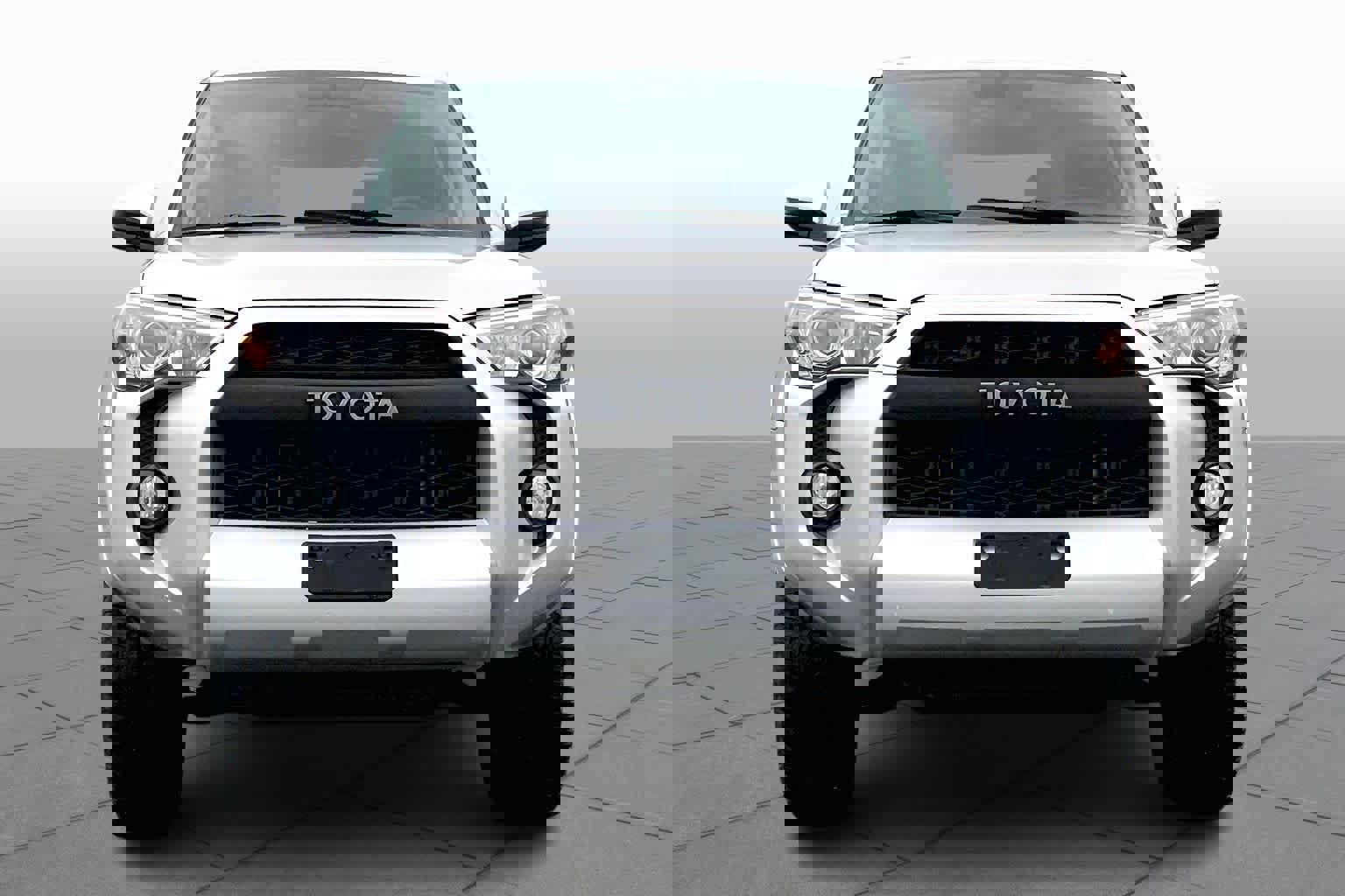 Used 2019 Toyota 4Runner SR5 image 4