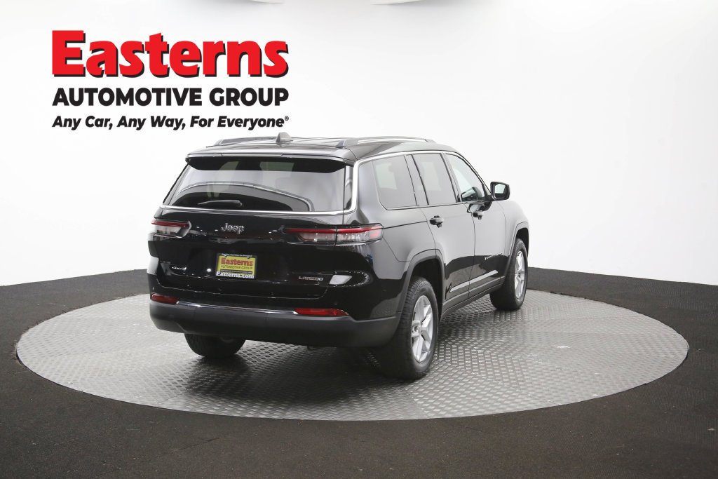 Used 2023 Jeep Grand Cherokee L Laredo AWD/4WD image 45
