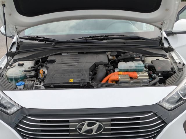Used 2019 Hyundai Ioniq Limited FWD image 24