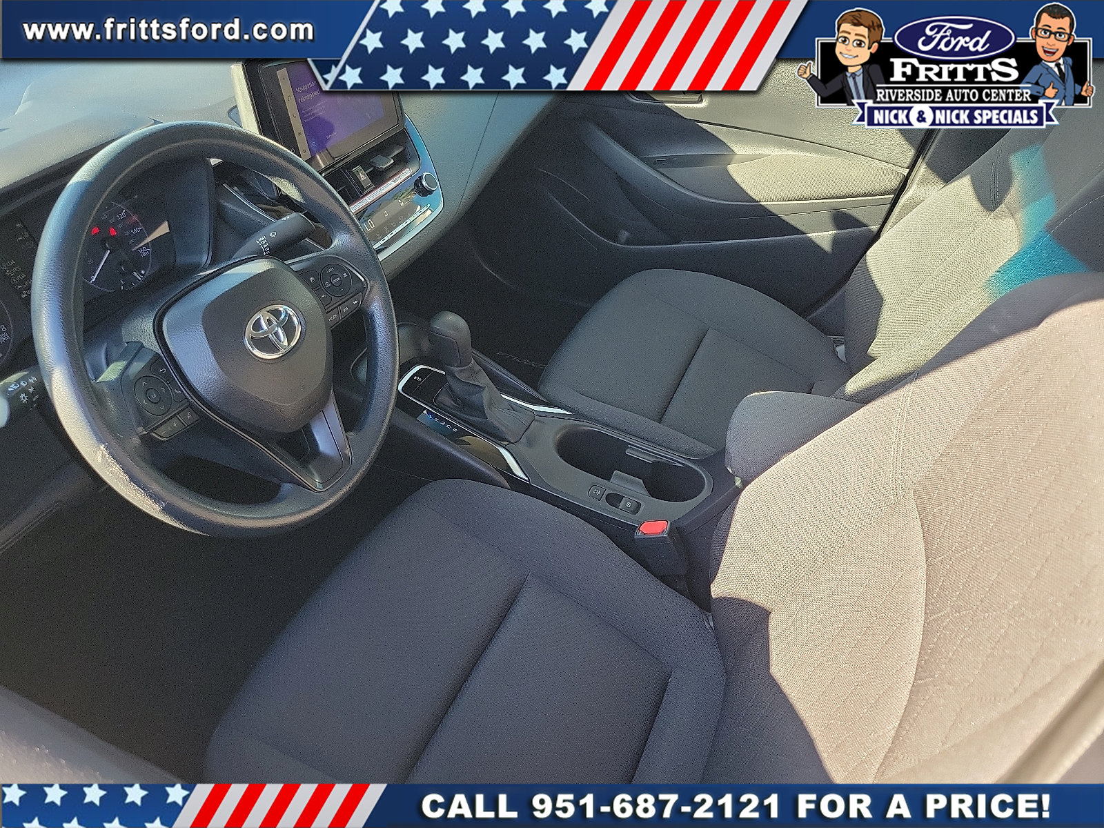 Used 2025 Toyota Corolla LE FWD image 4