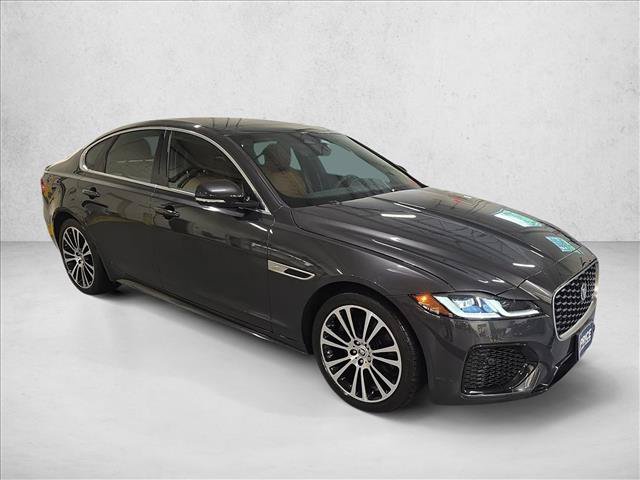 Used 2024 Jaguar XF R-Dynamic SE AWD/4WD image 3