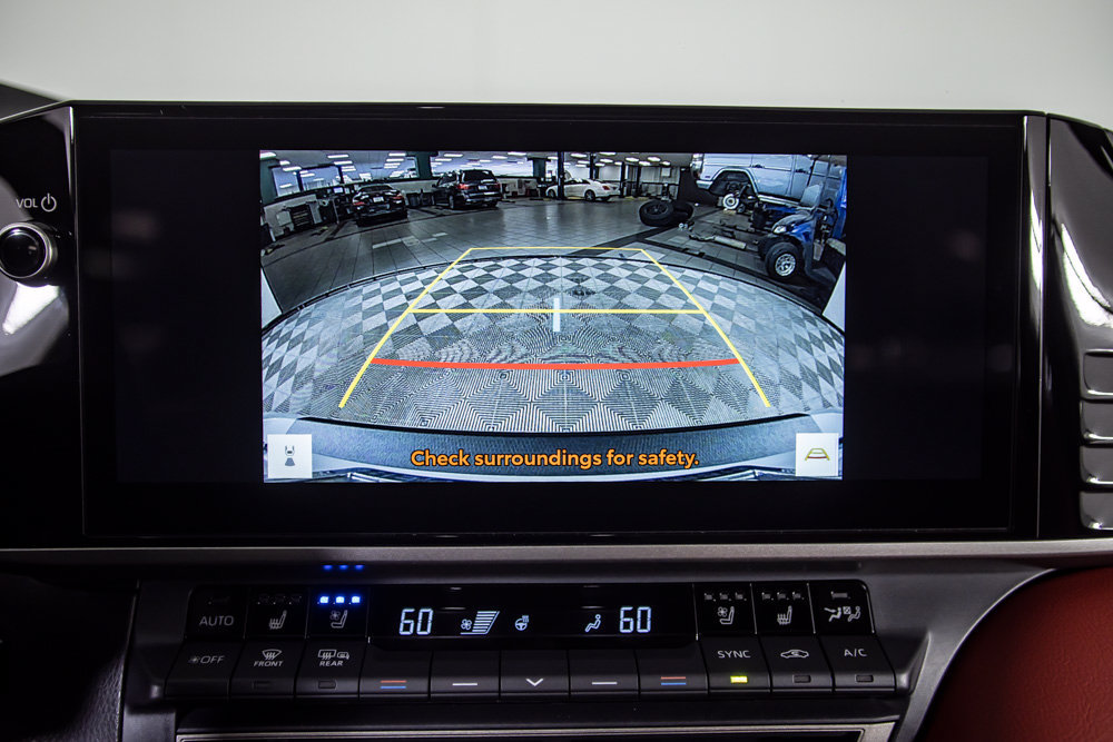 Used 2025 Toyota Camry XSE w/ Premium Package FWD image 27