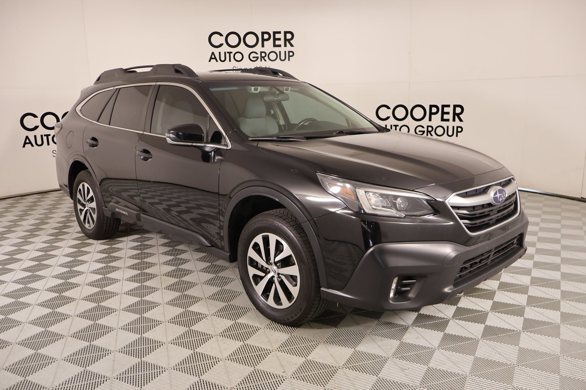 Used 2022 Subaru Outback Premium image 1