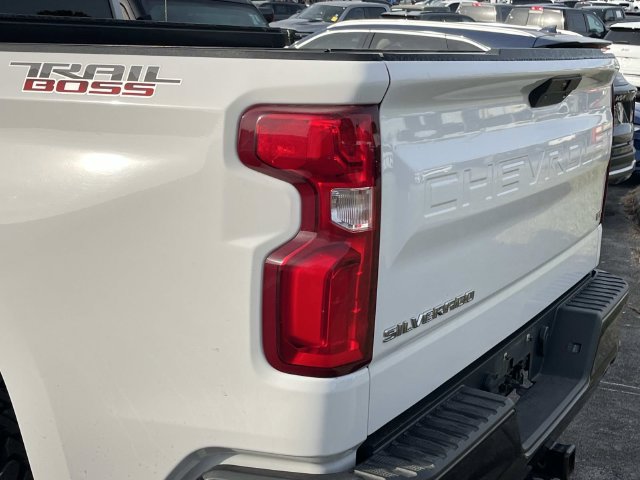 Used 2019 Chevrolet Silverado 1500 LT Trail Boss AWD/4WD image 10
