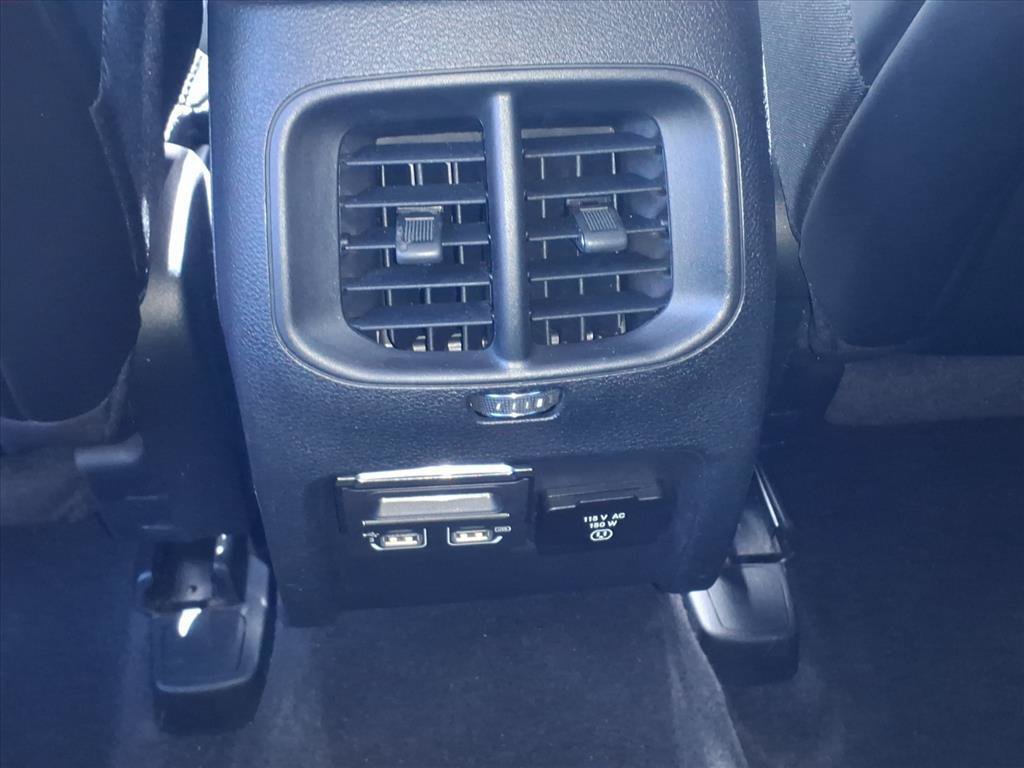 Used 2020 Jeep Cherokee Latitude Plus FWD image 24
