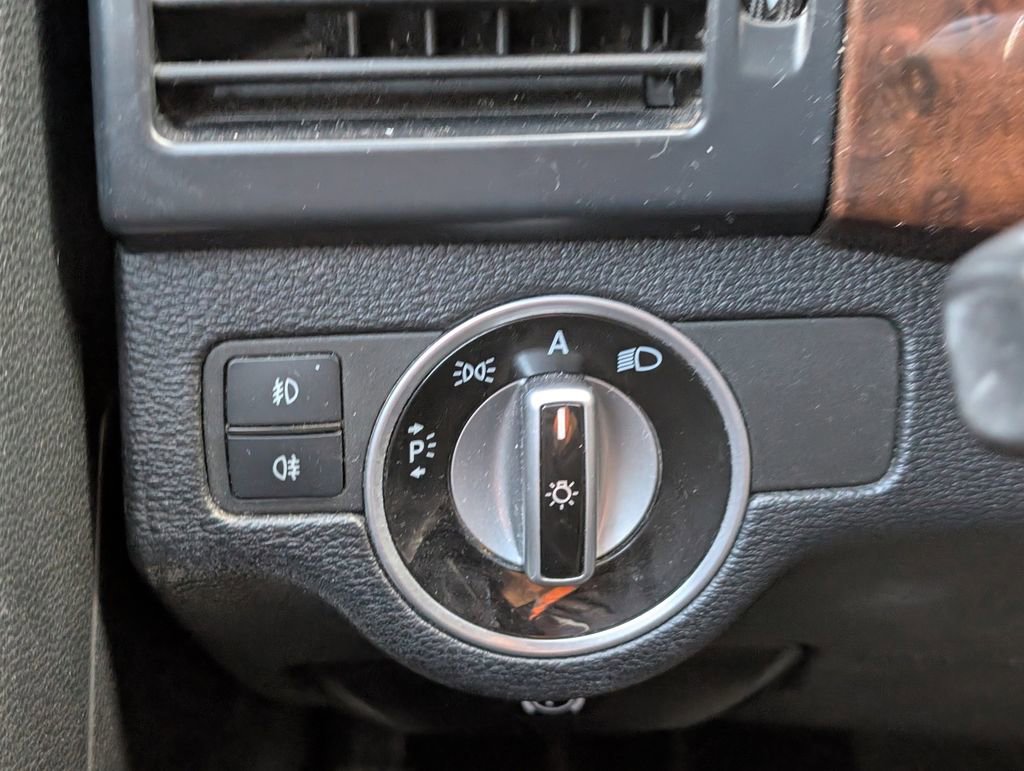 Used 2011 Mercedes-Benz GLK 350 GLK 350 image 17