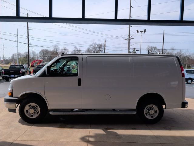 Used 2024 Chevrolet Express 2500 w/ Driver Convenience Package image 3