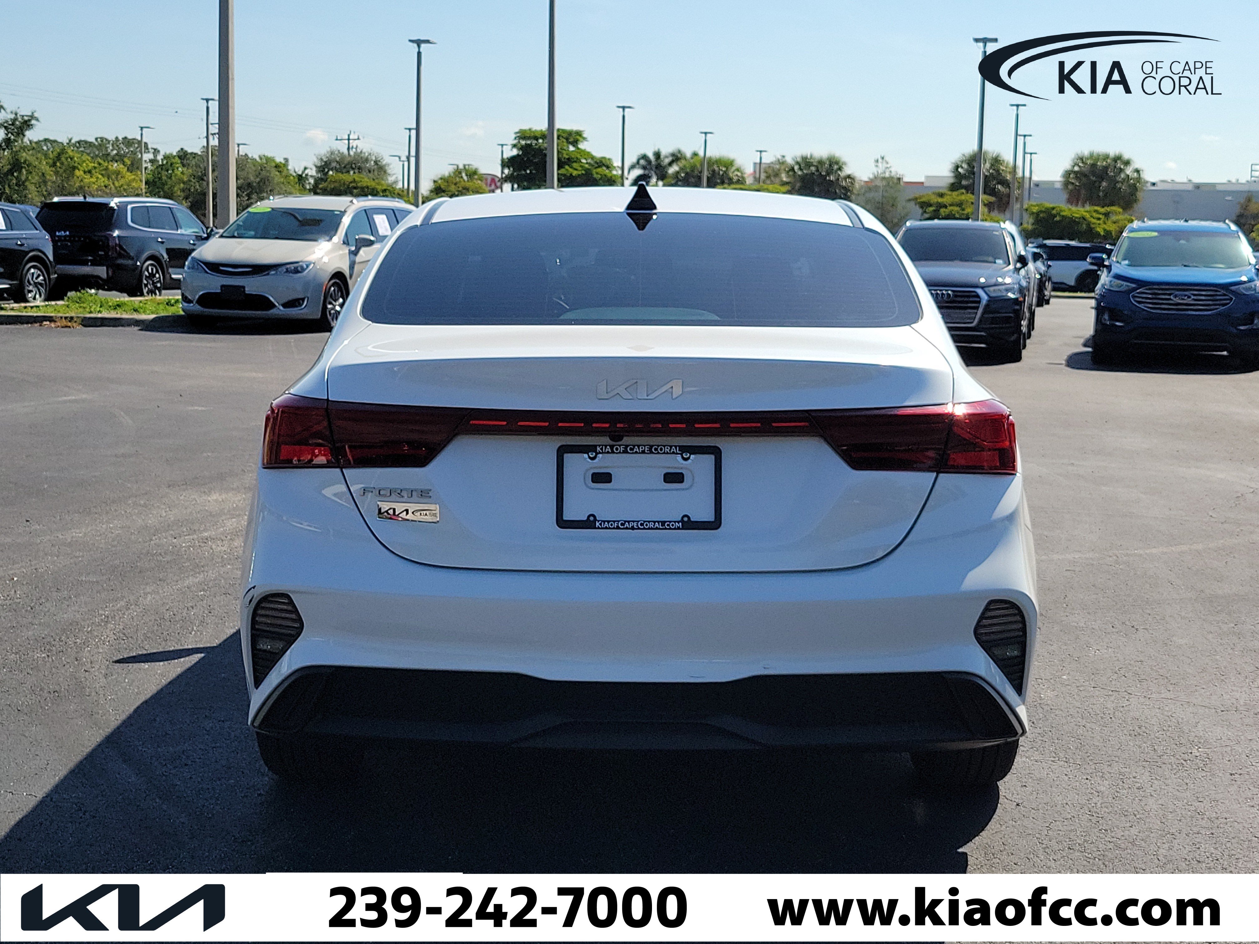 Certified 2023 Kia Forte LXS FWD image 5