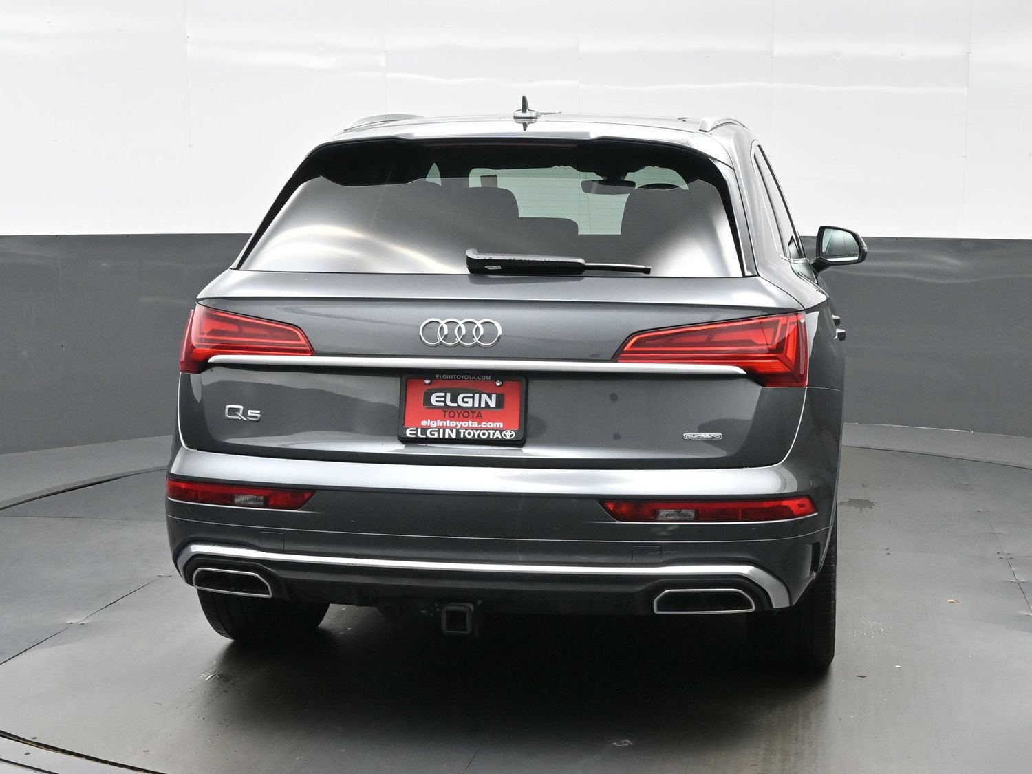 Used 2024 Audi Q5 e Premium Plus AWD/4WD image 5