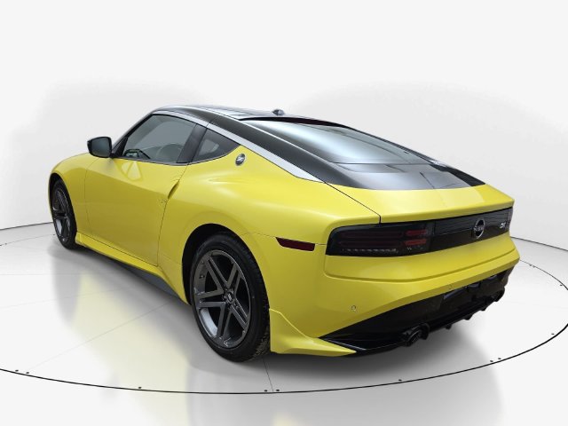 Used 2024 Nissan Z Sport w/ Floor Mat Package RWD image 8