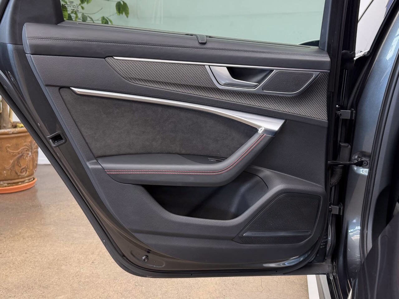 Used 2021 Audi RS 6 image 59