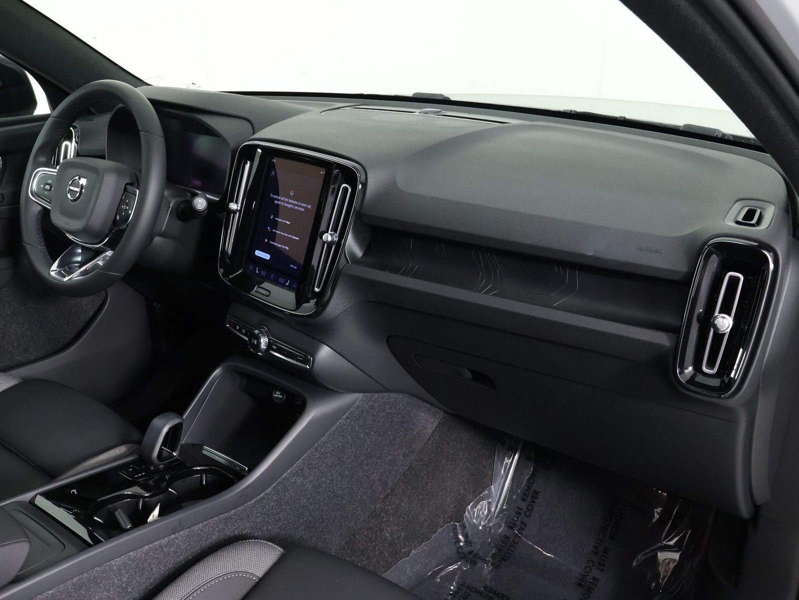 Certified 2023 Volvo XC40 Recharge Core w/ Protection Package Premier AWD/4WD image 22