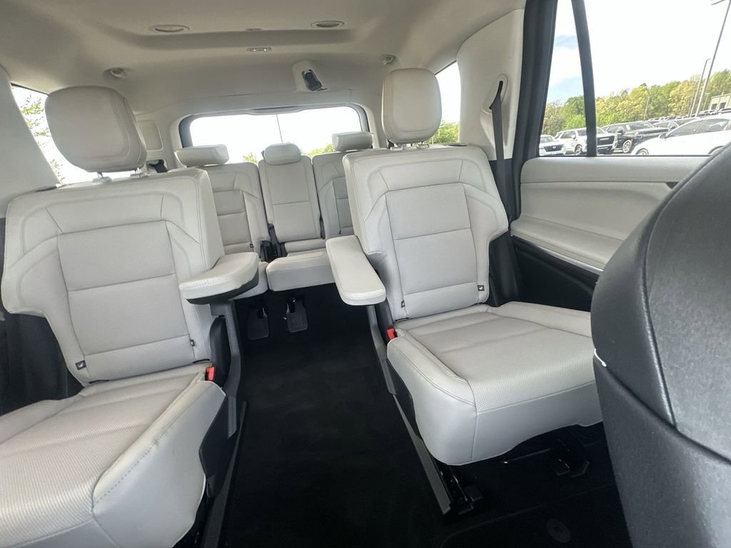 New 2026 Lincoln Navigator Reserve w/ Jet Appearance Package AWD/4WD image 14
