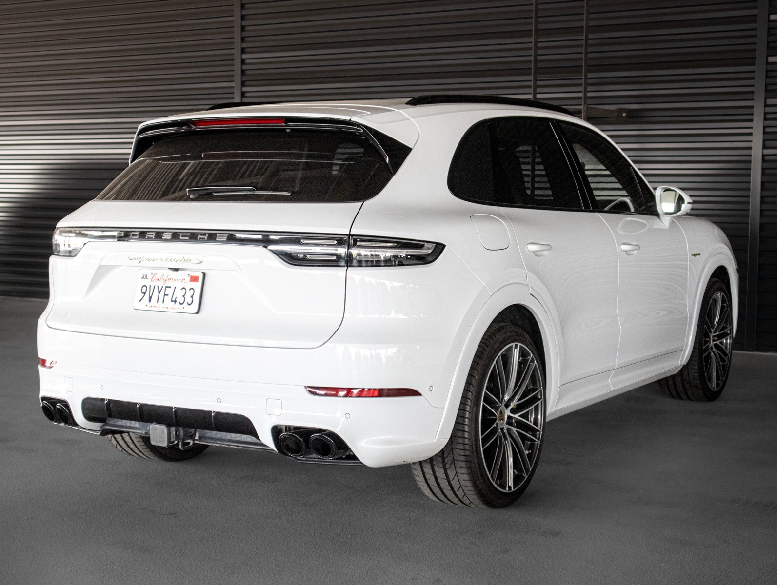 Used 2022 Porsche Cayenne Turbo S AWD/4WD image 10
