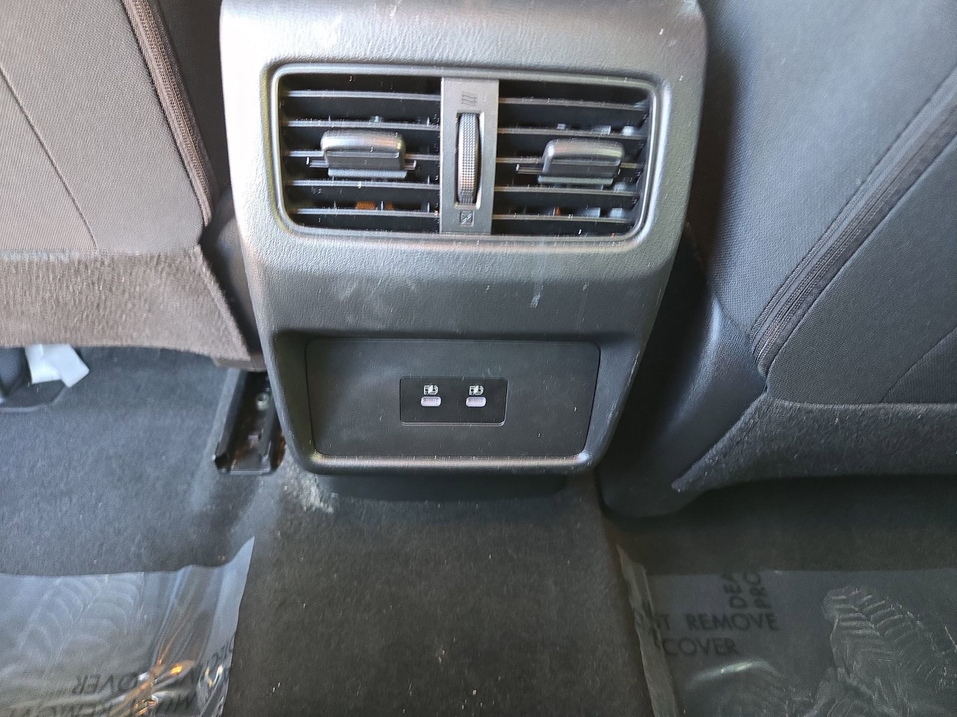 Used 2024 Nissan Rogue SV image 15