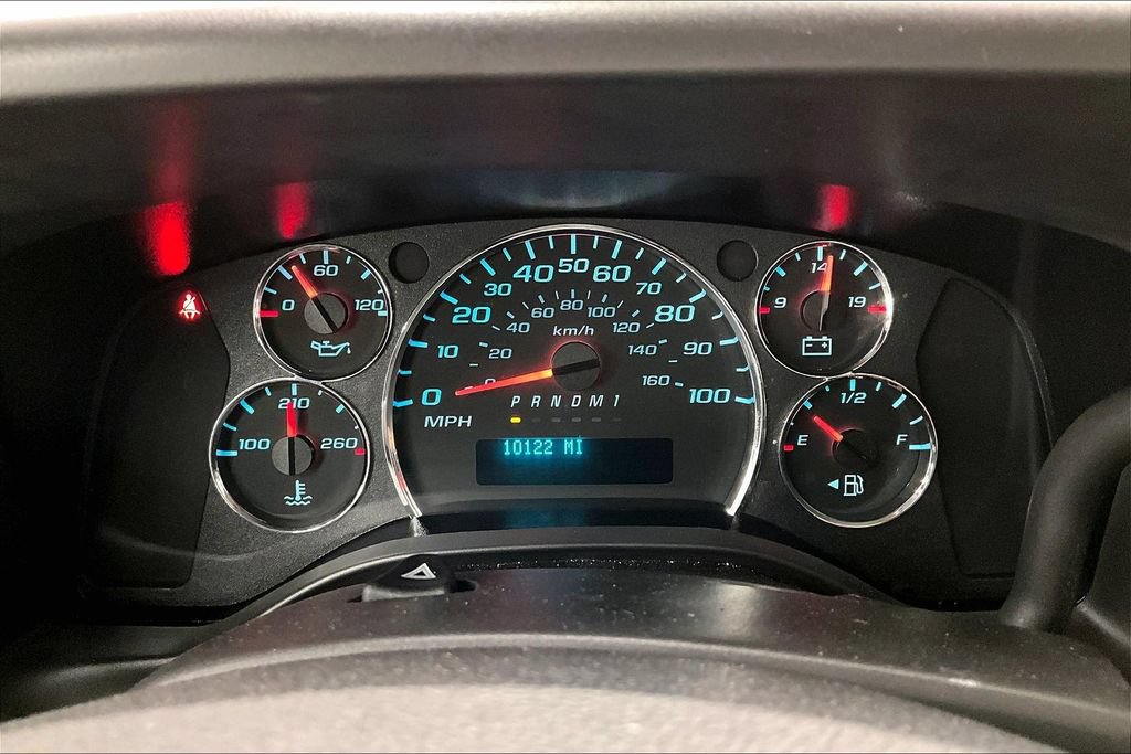 Used 2025 Chevrolet Express 2500 w/ Driver Convenience Package RWD image 19