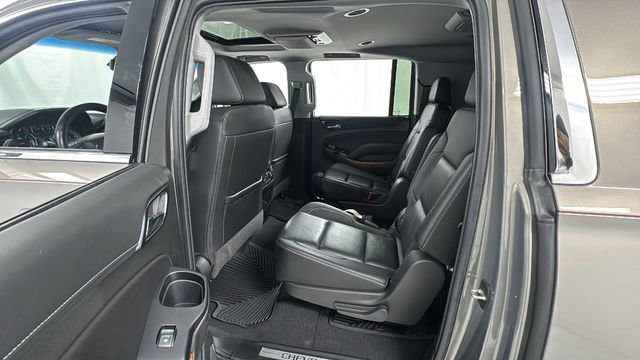Used 2019 Chevrolet Suburban Premier image 43