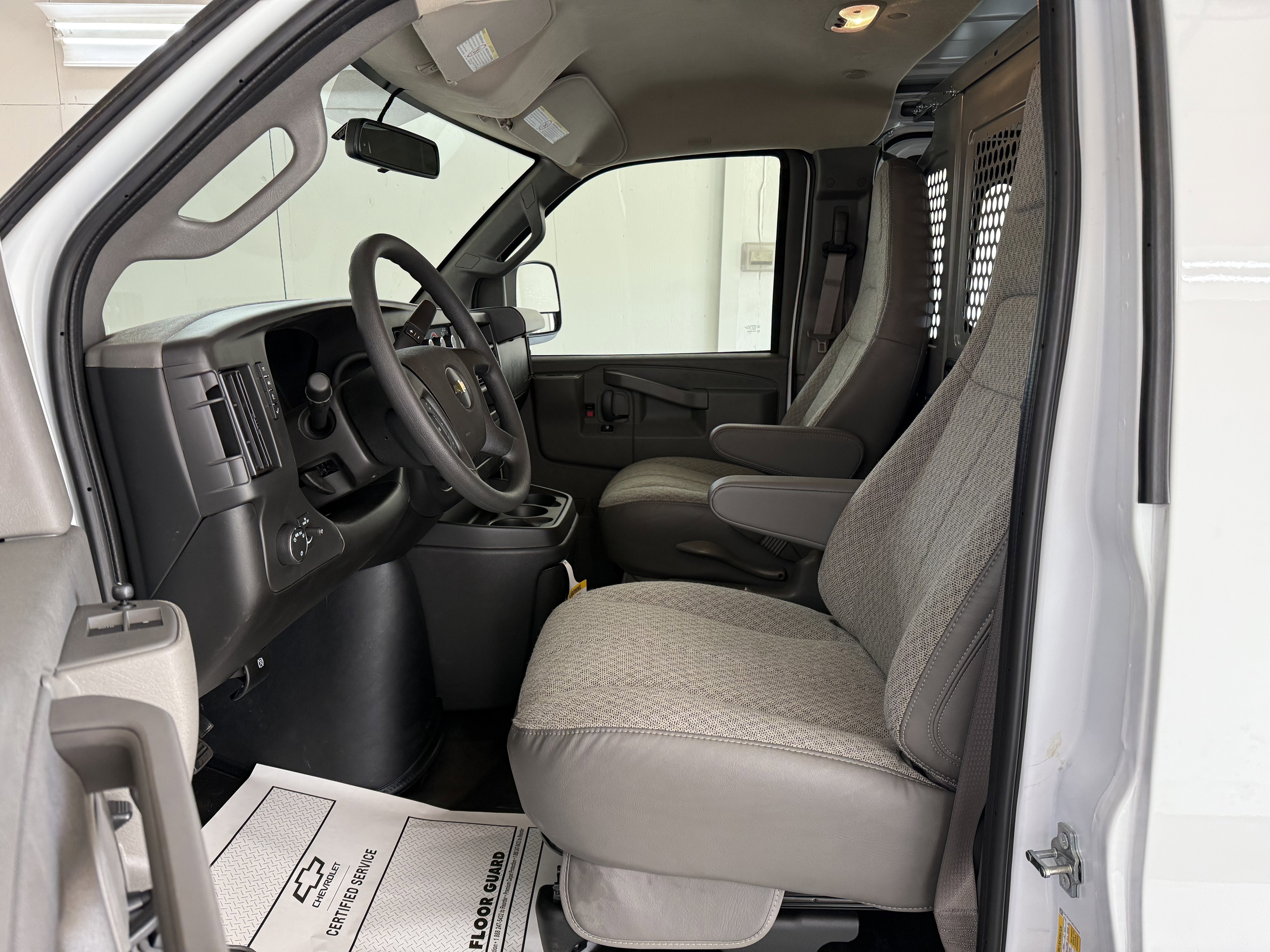 New 2025 Chevrolet Express 3500 w/ Driver Convenience Package image 11