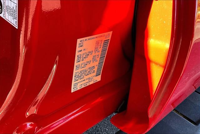 Used 2021 Nissan Titan PRO-4X w/ Pro-4x Convenience Package image 18