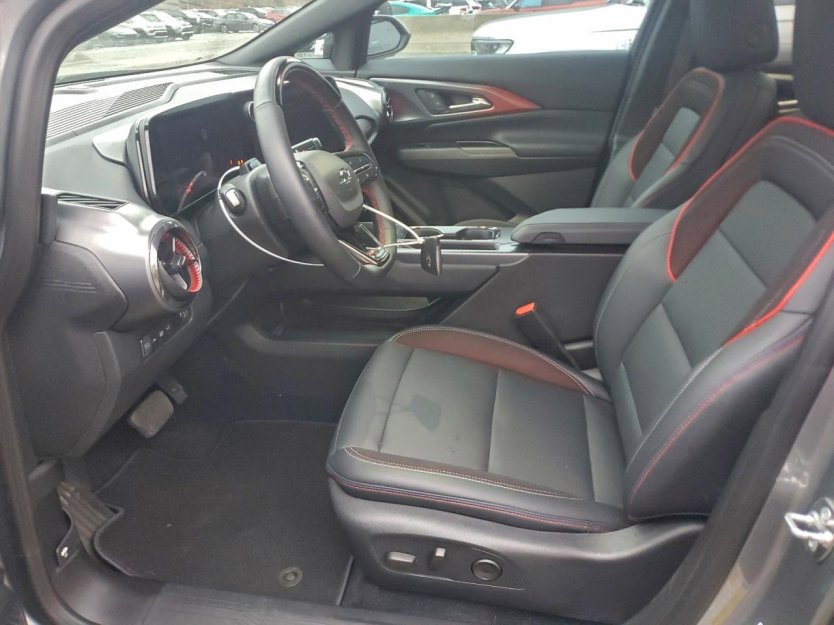 Used 2024 Chevrolet Equinox EV RS image 6