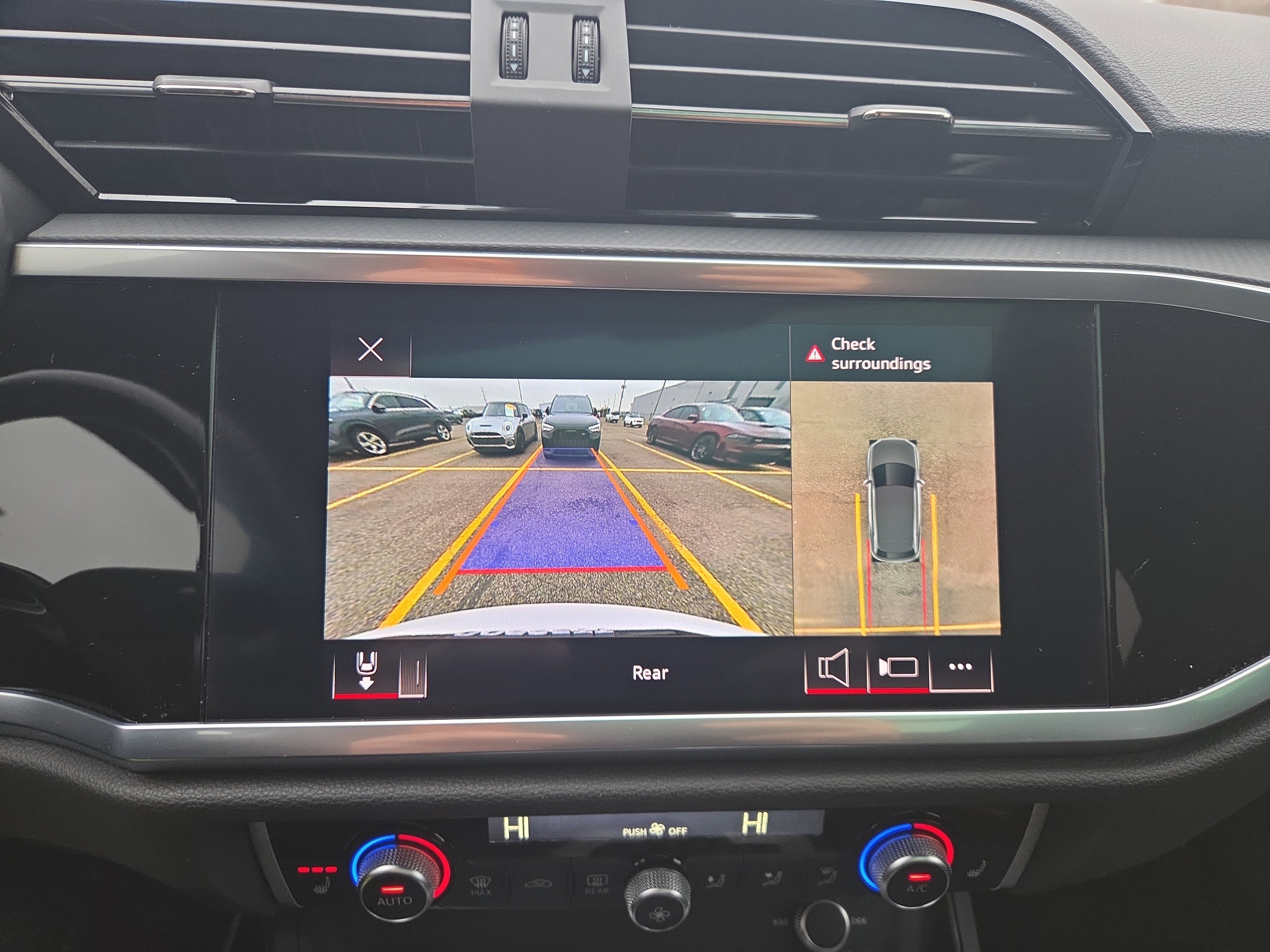 Used 2022 Audi Q3 2.0T Premium Plus w/ Premium Plus Package image 14