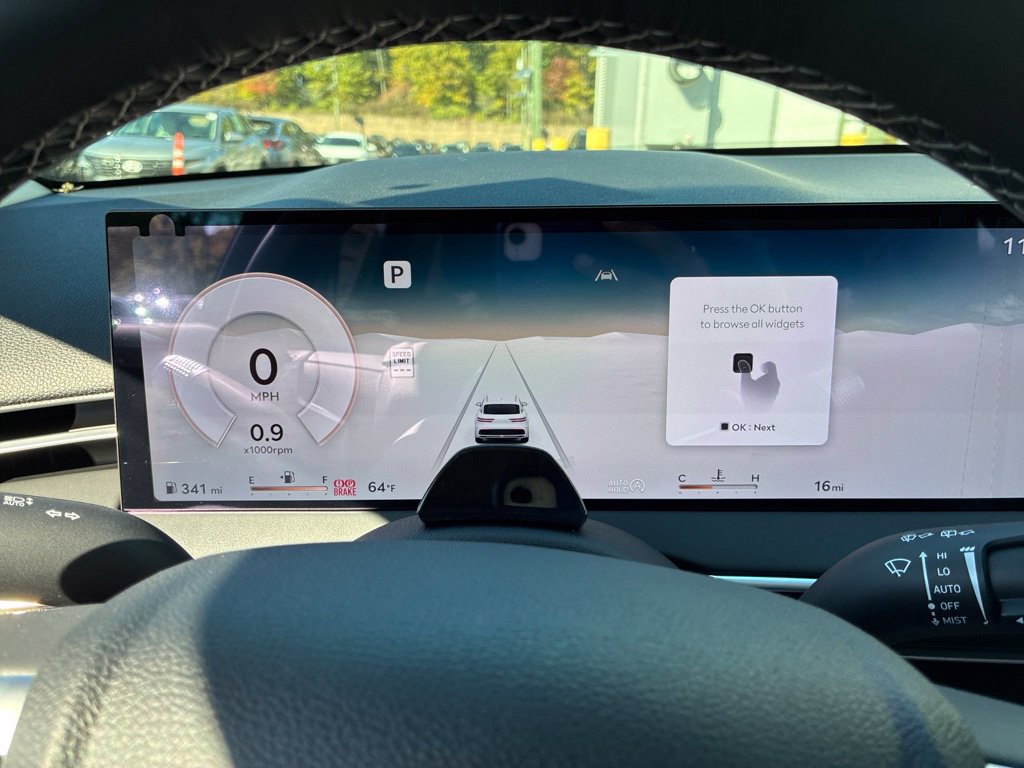 New 2027 Genesis GV70 2.5T Advanced AWD/4WD image 30