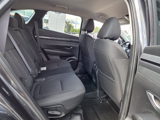 Used 2023 Hyundai Tucson SEL w/ Winter Package FWD image 13