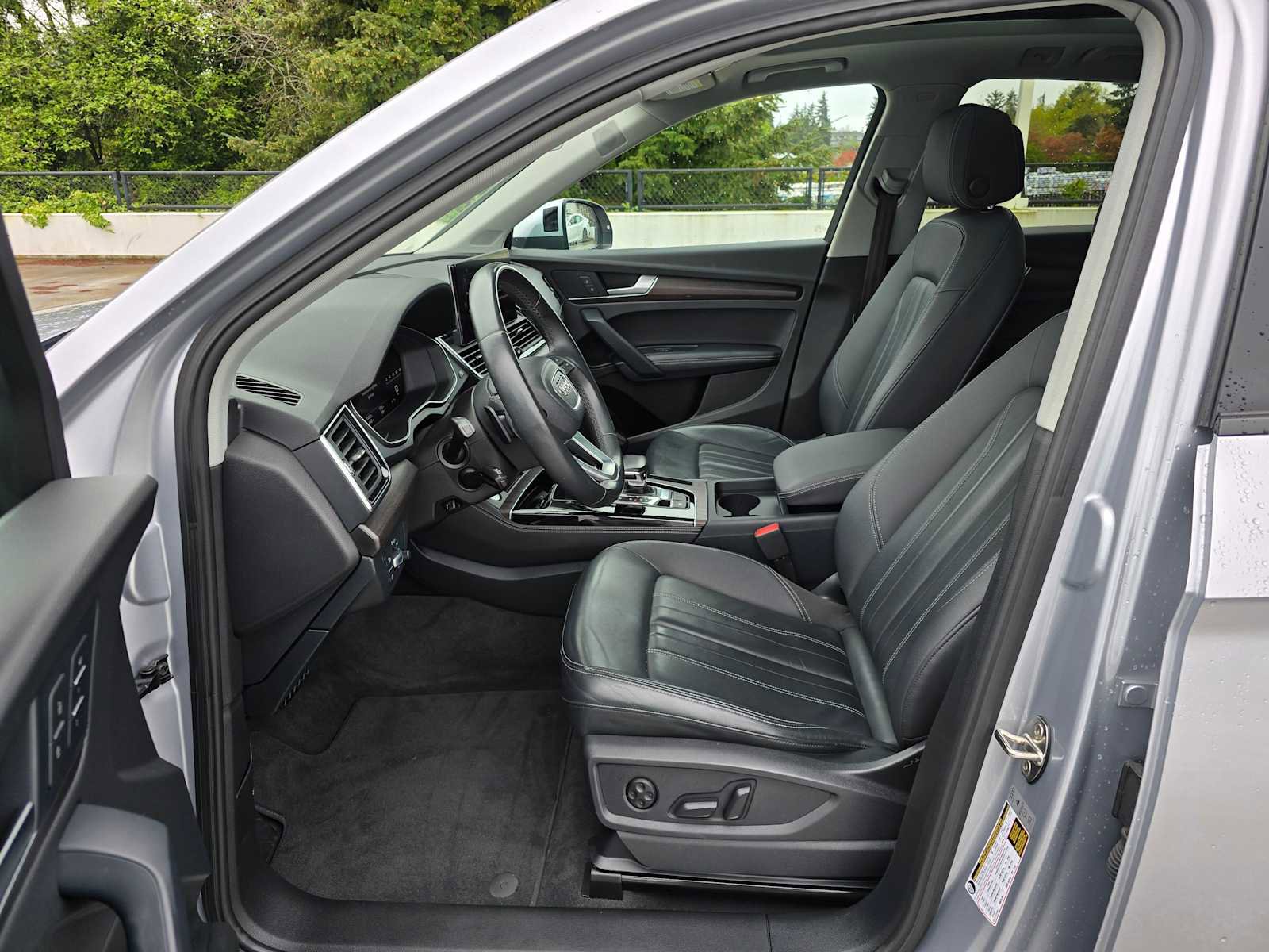 Used 2023 Audi Q5 2.0T Premium Plus w/ Premium Plus Package AWD/4WD image 20