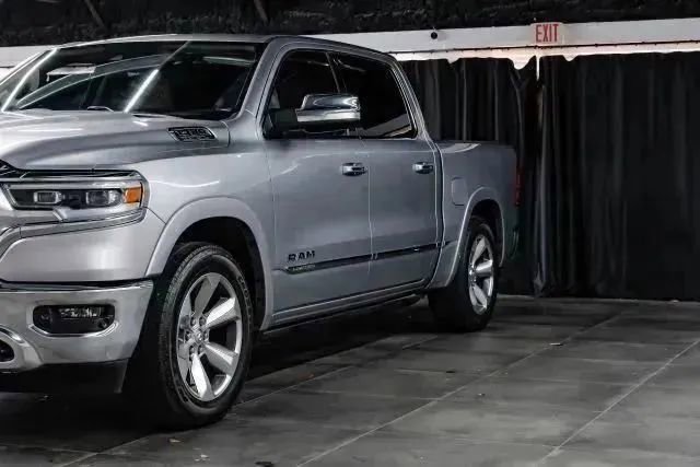 Used 2019 RAM 1500 Limited w/ Advanced Safety Group AWD/4WD image 6