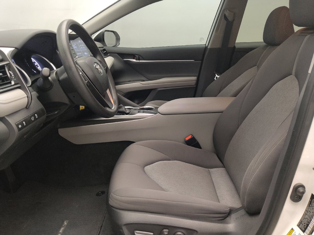 Used 2023 Toyota Camry LE image 17