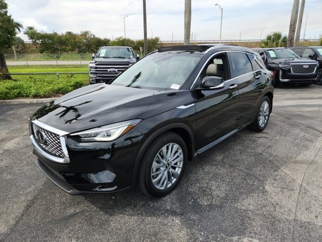 Used 2025 INFINITI QX50 Luxe image 12